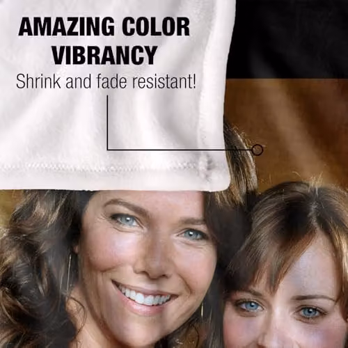 Warner Bros. Gilmore Girls Portrait Super Soft Fleece Throw Blanket, Multicolour, W: 91 x D: 147 cm – 3