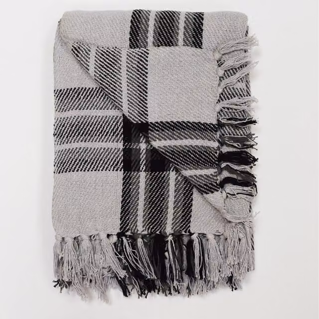 Rapport Home Highland Woven Check Cotton Throw in Black and Grey