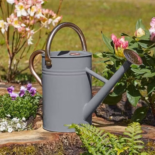 Garden Mile Grey Galvanised Steel Metal Watering Can with Rose, 4.5l