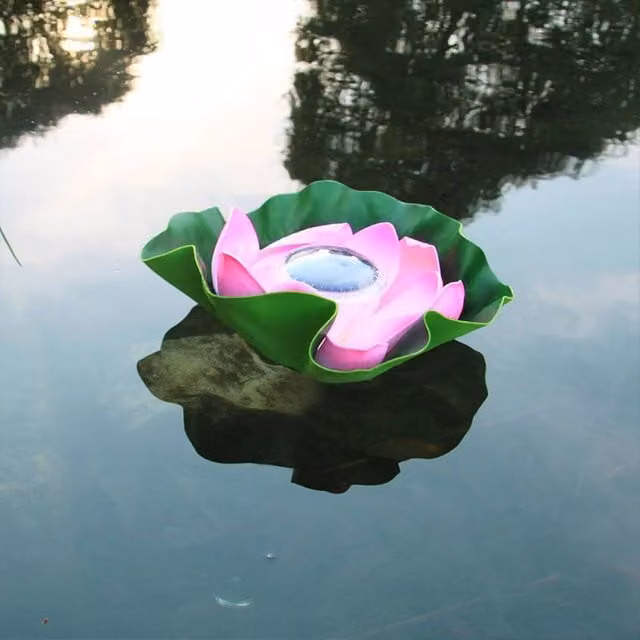 Quipulse Pink Solar-Powered Floating Lotus Flower Pond Light