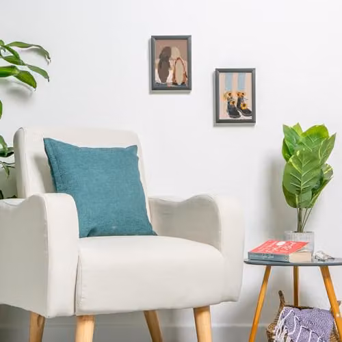 Nicola Spring A5 Black Rectangular Single Photo Frame with Glass Aperture for Wall Mounting – 3