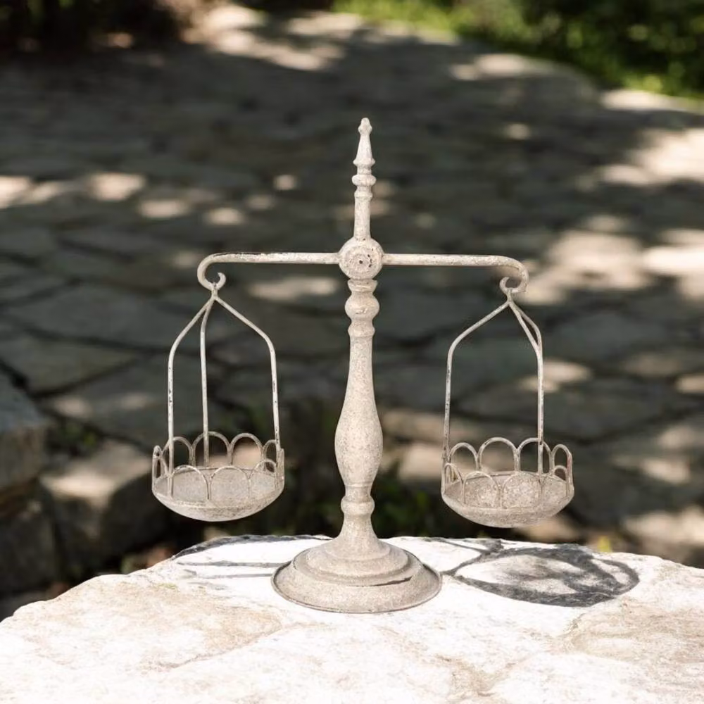Minster Stylish Living Ltd Vintage Metal Tabletop Decorative Scales in Beige, W: 18 cm, D: 44 cm, H: 50 cm – 2