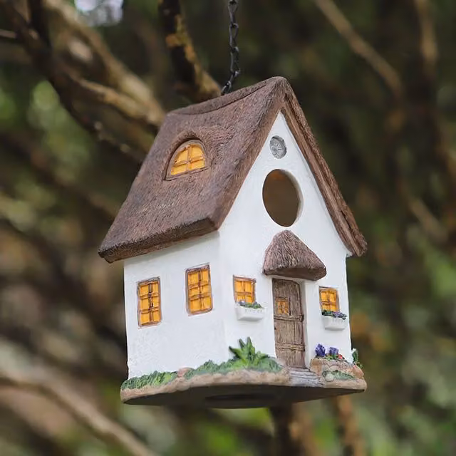 Leaper White Handmade Resin Hanging Bird Feeder for Outdoor Garden Decoration