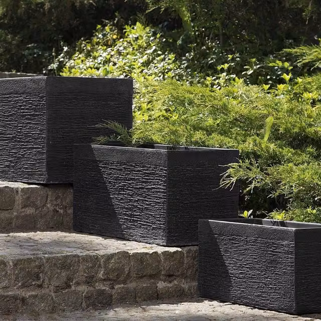 Wyld and Coco Black Fibre-Clay Rectangular Planter Tub W: 60 cm, D: 29 cm, H: 30 cm – 1
