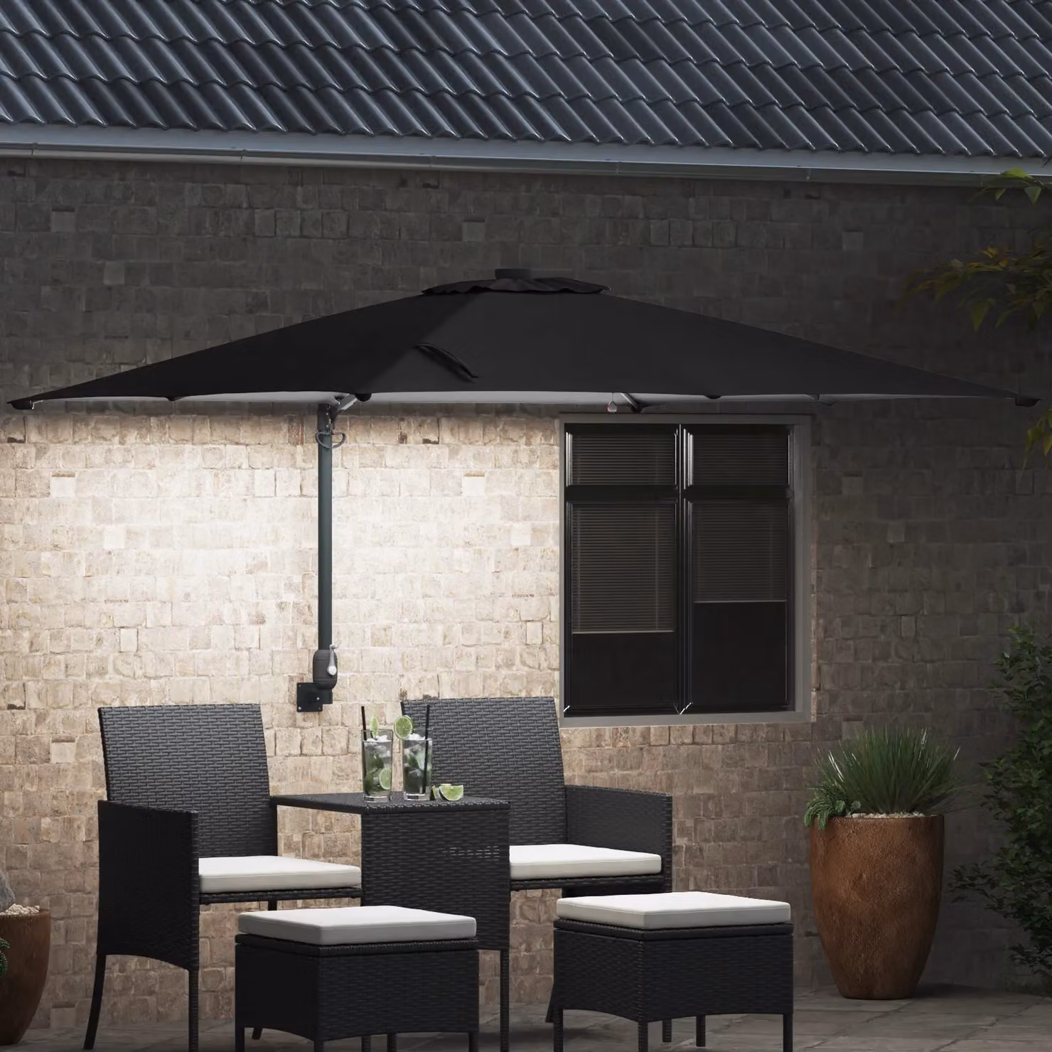 Berkfield Home Garden Parasol in Black with Polyester Fabric and Steel Frame, W/D/H: 248.5 x 247.5 x 119 cm – 3