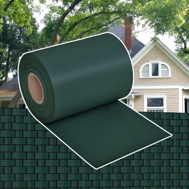 Berkfield Home Green PVC Garden Privacy Screen with Metal Clamp and U-Profile, W: 700 cm, H: 31 cm