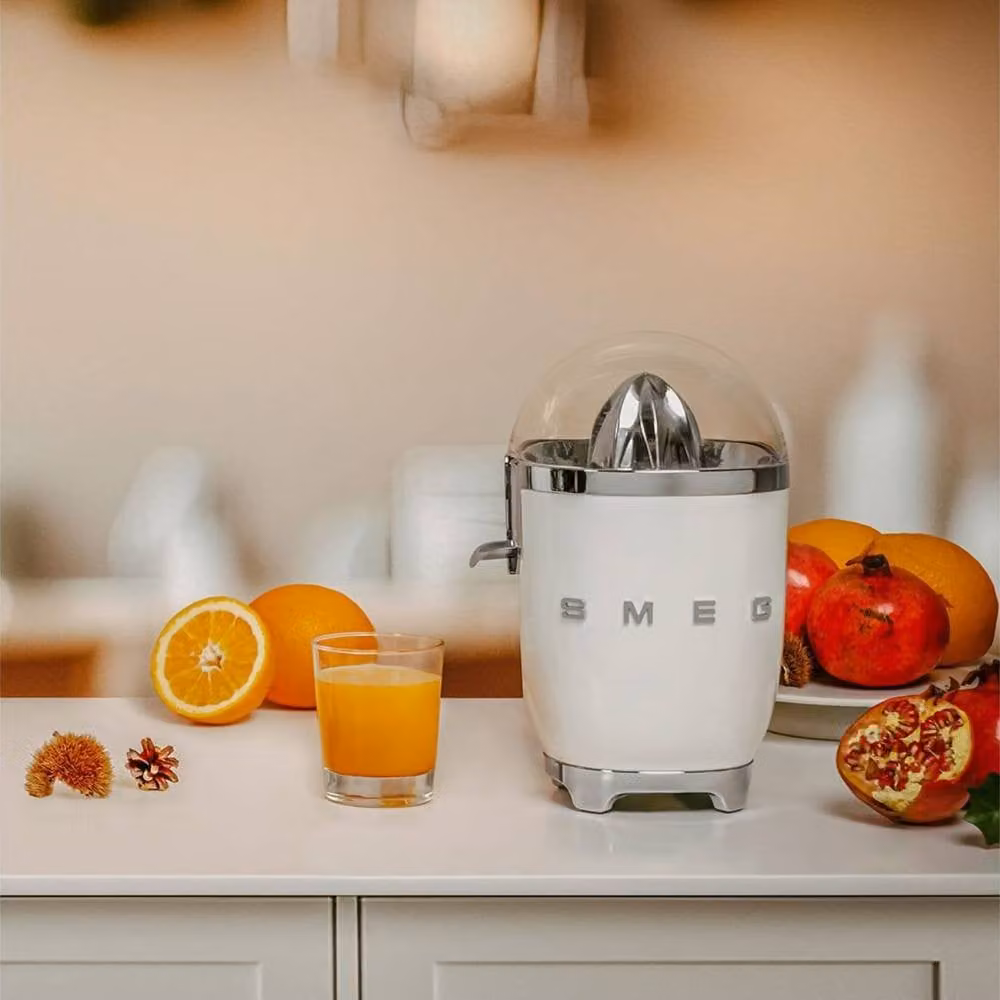 Smeg White Electric Citrus Press Juicer – 2