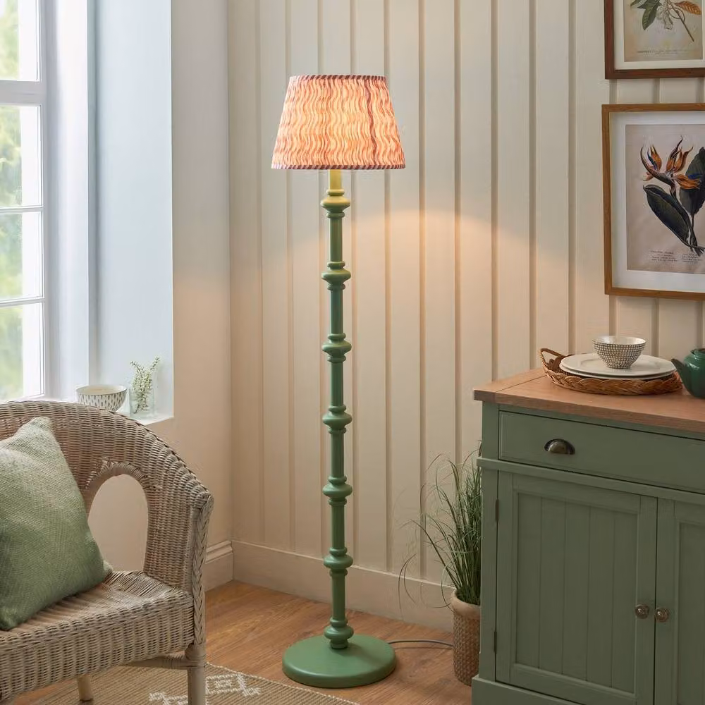 Netlighting Carnaby Green Floor Lamp with Pink Fabric Ripple Shade and Brass Details – 2