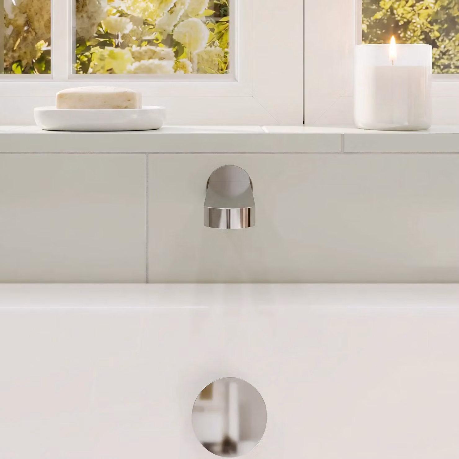 Balterley Round Wall Mounted Bath Spout in Polished Chrome Silver, W: 4.5 cm, D: 19.5 cm, H: 4.5 cm – 2
