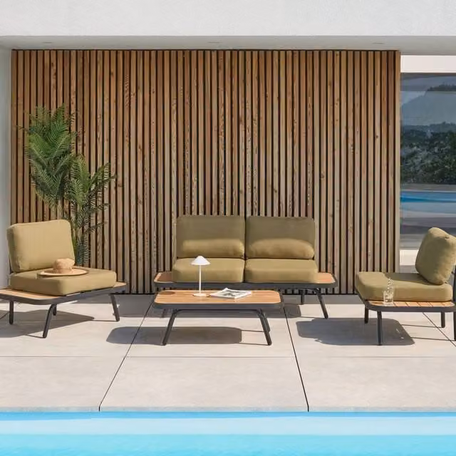 Wyld and Coco 4-Piece Mediterranean Outdoor Set in Oiled Acacia Wood and Aluminium with Green Cushions