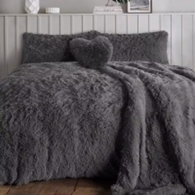 Homes-Linen Alaska Long Fur Teddy Fleece Duvet Cover Set in Grey, 200 x 200 cm – 1