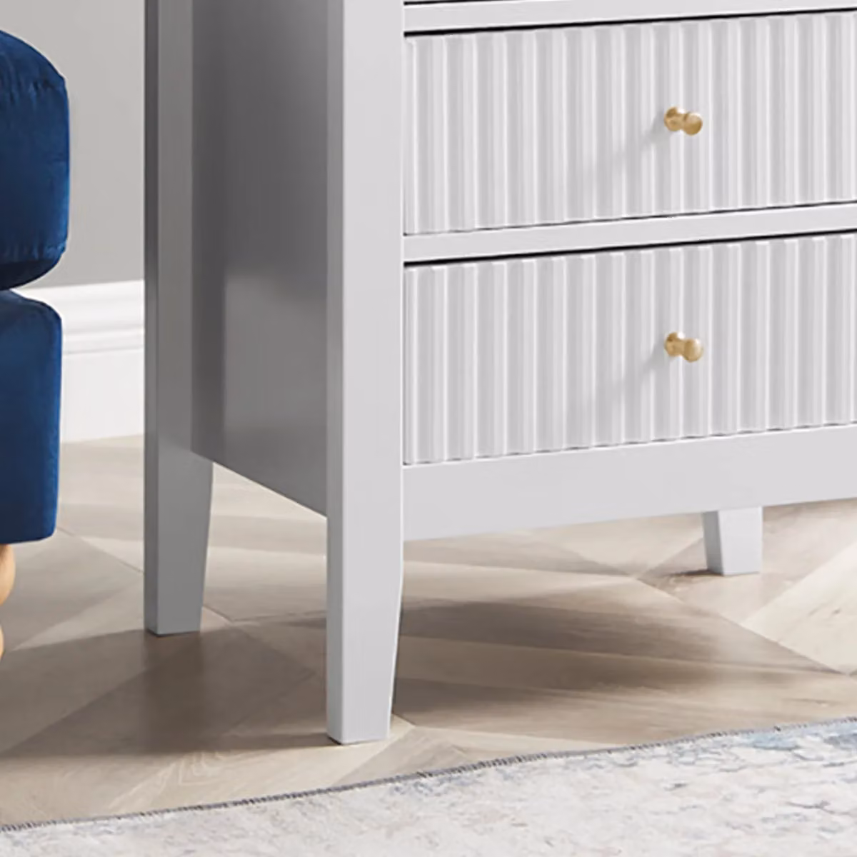 Melody Maison 3 Drawer Bedside Table in White Lacquered MDF and Metal – 2