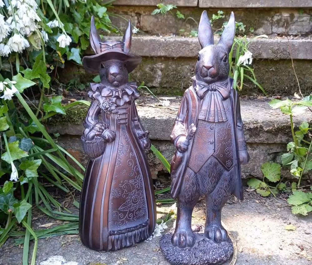 Inspirational Gifting Mr and Mrs Rabbit Garden Ornament Sculptures in Bronze Polystone Resin, Height: 36 cm – 2