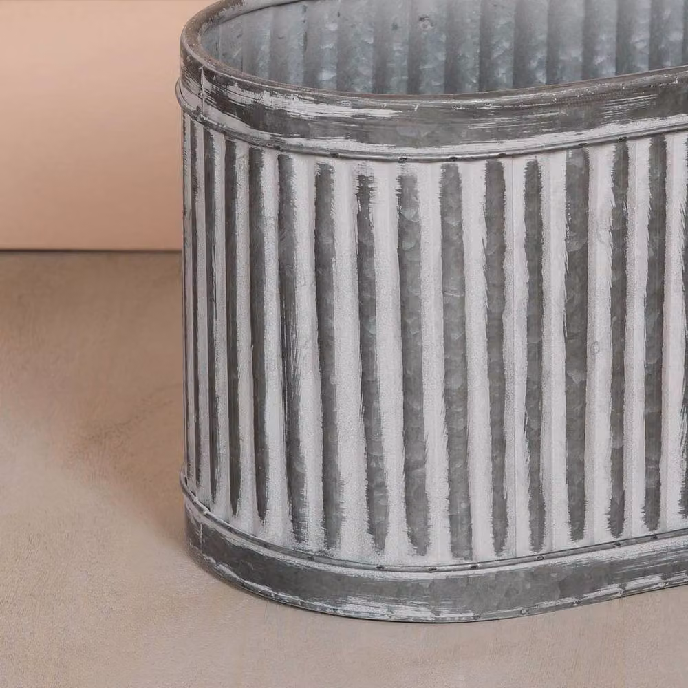 FLAVORA Large Vintage Aged Ribbed Galvanised Metal Planter Tub in Grey, 100g – 2