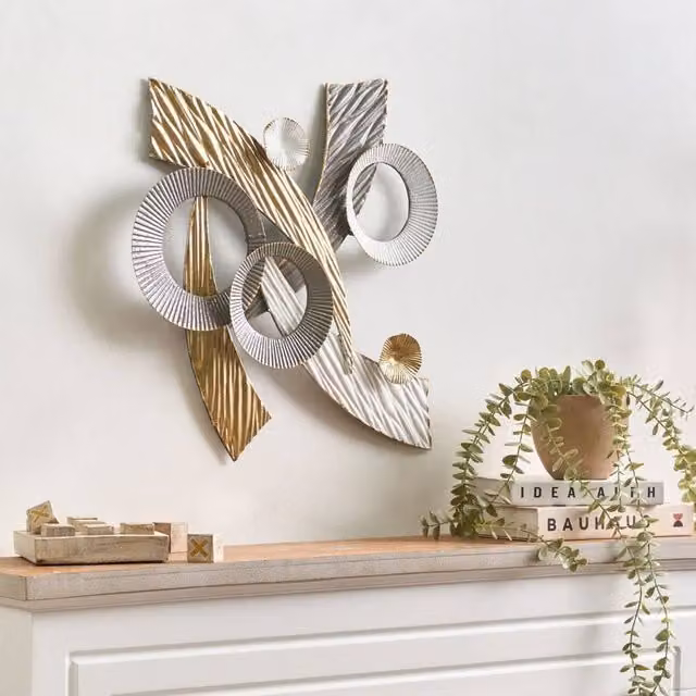 Wyld and Coco Gilded Aura Gold Metal Geometric Interlocking Circles Wall Decor Sculpture