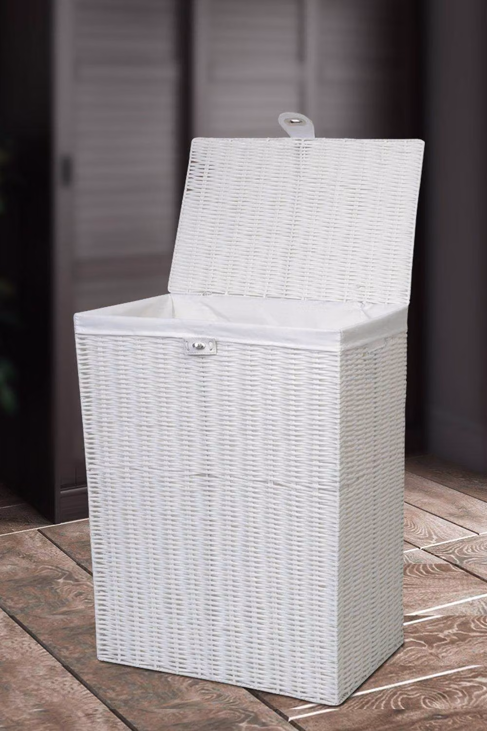 Arpan White Resin Large Laundry Clothes Basket with Lid, Lock and Removable Lining, 85 Litres – 4