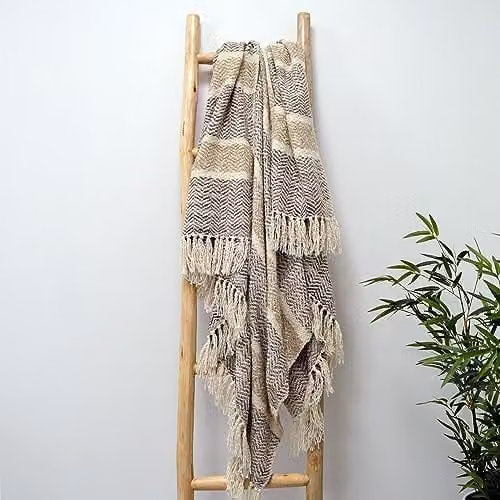 Allure Home Fashions Luxury Chenille Herringbone Throw Blanket with Chevron Design and Tasselled Fringe, Beige, W: 150 cm, D: 200 cm