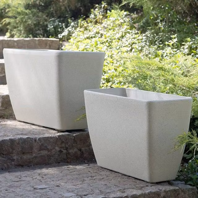 Wyld and Coco Beige Stone and Fibreglass Rectangular Planter Set – 1