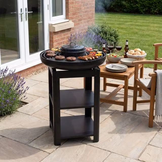 Oakland Charcoal Sharing Grill with Cast Iron Grate in Black