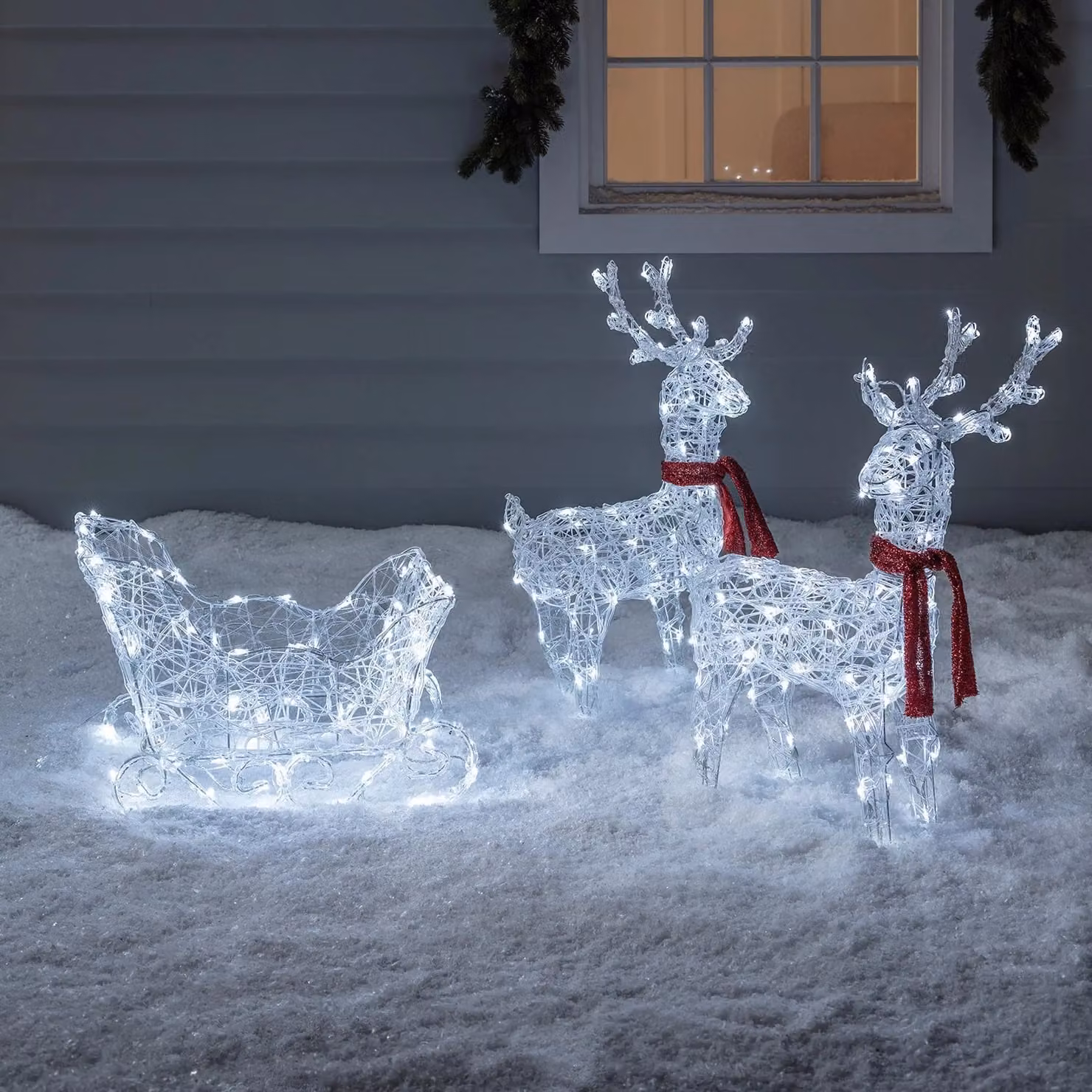 Lights4fun Reindeer and Sleigh Battery Operated Christmas Figure in Red and White, Height: 68 cm