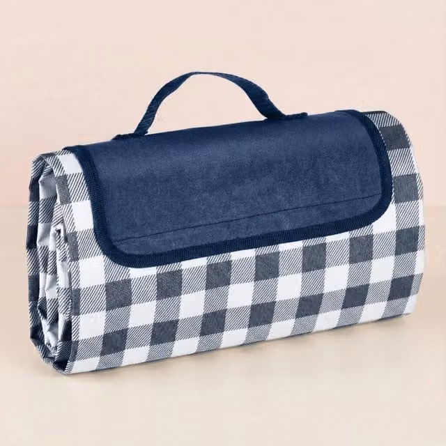 Kelvenix Large Waterproof Foldable Picnic Blanket in Blue, W: 200 cm, D: 140 cm – 1