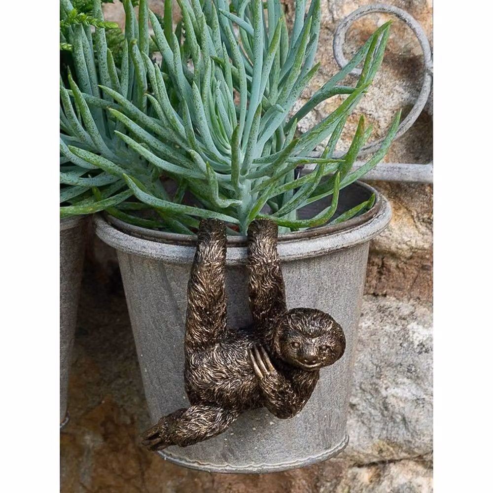Jardinopia Three Toed Sloth Hanging Plant Pot Hanger in Bronze – 5