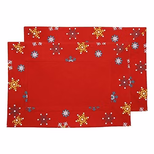 Homescapes Christmas Cotton Placemats, 2 Piece Set in Red, White and Green with Star Design – 1