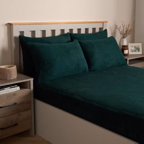 OHS 4 Pack Teddy Fleece Pillowcases, Thermal Soft Green Bedding Set – 1