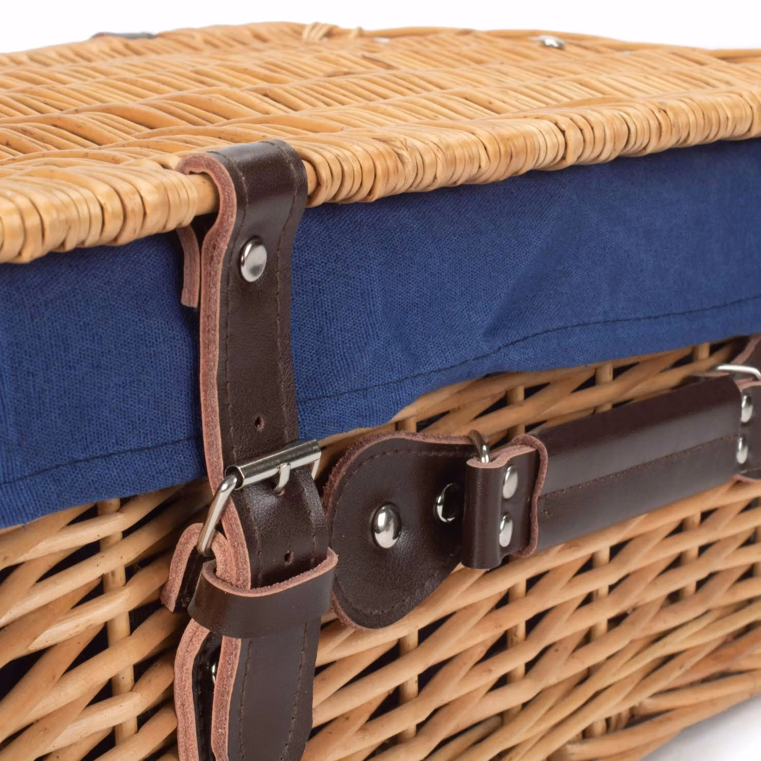 Red Hamper Wicker Picnic Basket with Blue Cotton Lining – 3