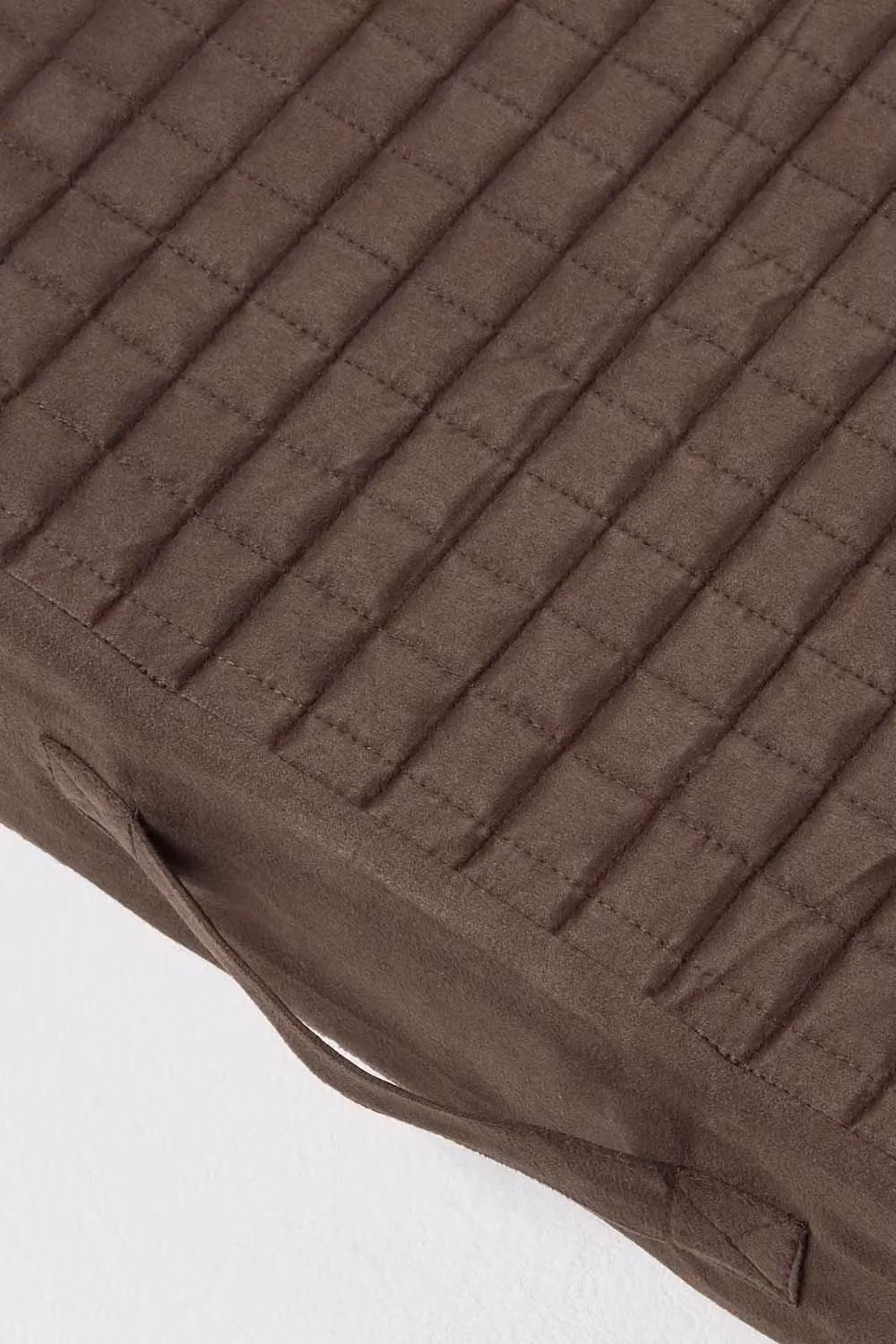 Homescapes Brown Quilted Orthopaedic Foam Armchair Booster Cushion with Removable Faux Suede Cover, W/D/H: 50 x 50 x 10 cm – 3