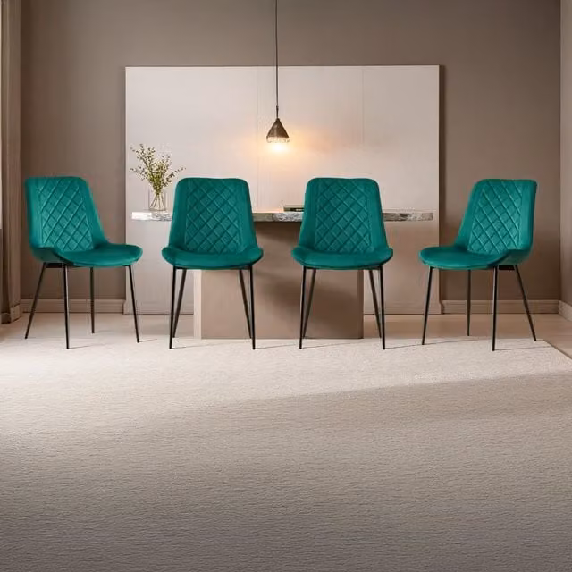 Madefor.living Amelia Velvet Comfort Dining Chairs Set of 4 - Green