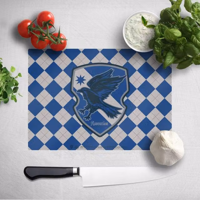 Zavvi Harry Potter Ravenclaw House Rectangular Chopping Board, Blue and Multicolour, W: 30.0 cm, D: 30.0 cm – 1