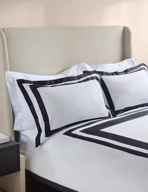M&S x Kelly Hoppen Pure Cotton Double Border Bedding Set Black/White W/D/H: 140 x 200 cm