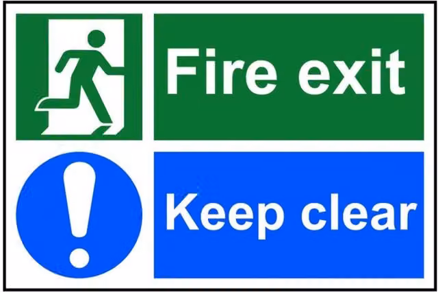 Scan Fire Exit Keep Clear Multicolour PVC Sign W: 30 cm, H: 20 cm – 1