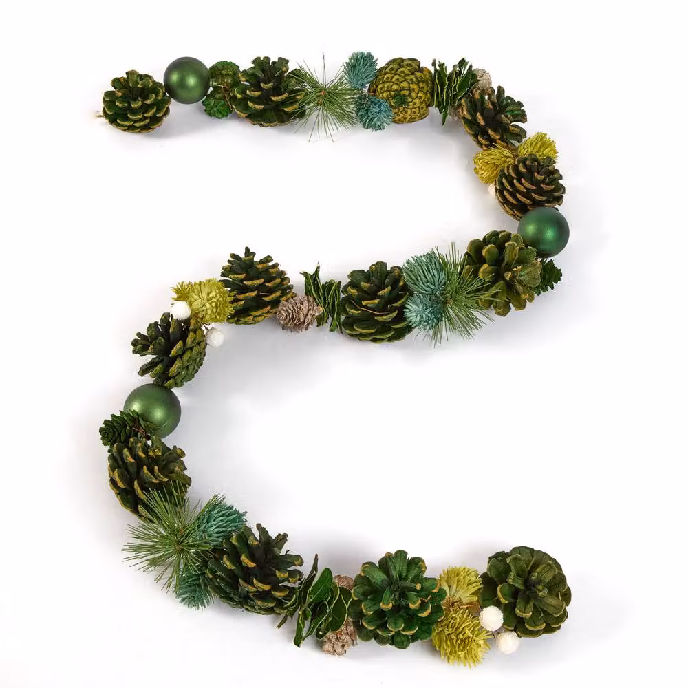 Dibor Woodland Green Christmas Table Decor Garland with Multicolour Baubles and Foliage, Length: 1.2 m – 2