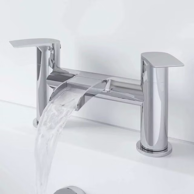 Avox Chrome Brass Waterfall Bath Mixer Tap in Silver W/D/H: 100 x 5.2 x 5.2 cm