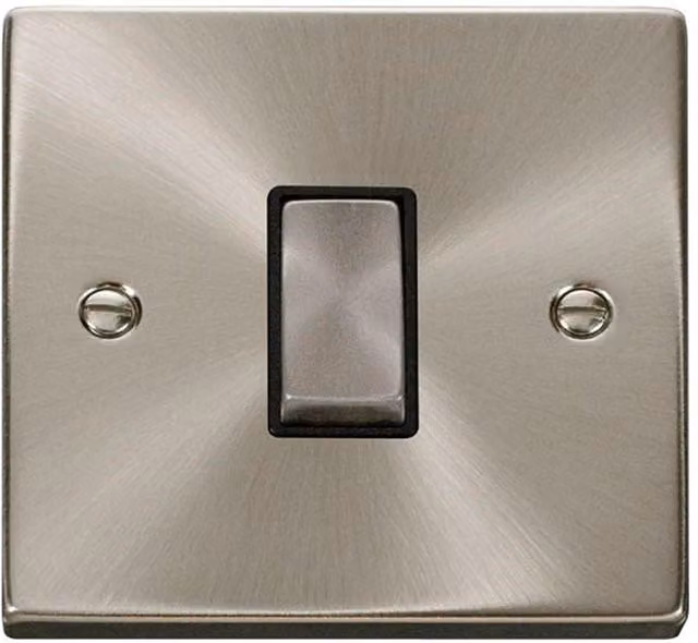 SE Home 10A 1 Gang Intermediate Ingot Light Switch in Brushed Chrome and Metallic Silver