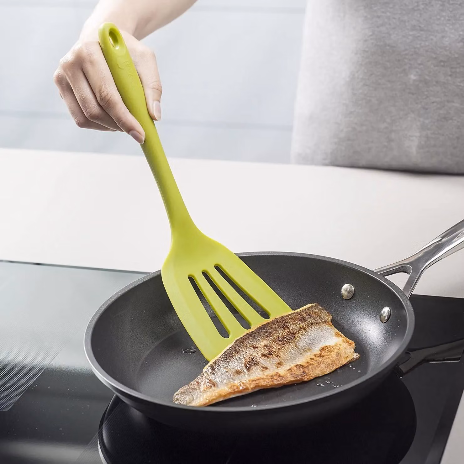 Zeal Silicone Slotted Turner with Stainless Steel Core, Heat Resistant and Non-Scratch, Lime Green, 30cm – 3