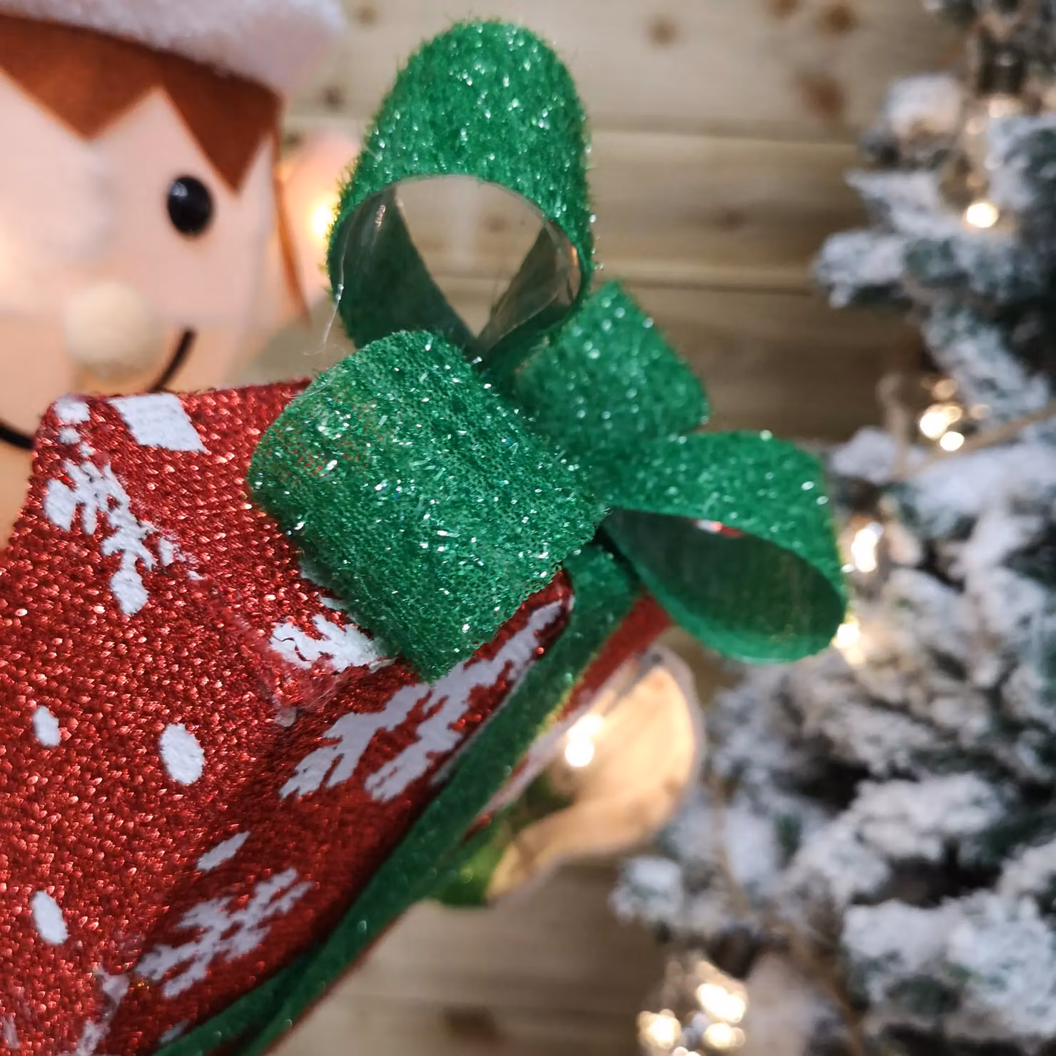 Samuel Alexander 107cm LED Lit Elf Character with Present Christmas Decoration in Green, Red and Black – 4