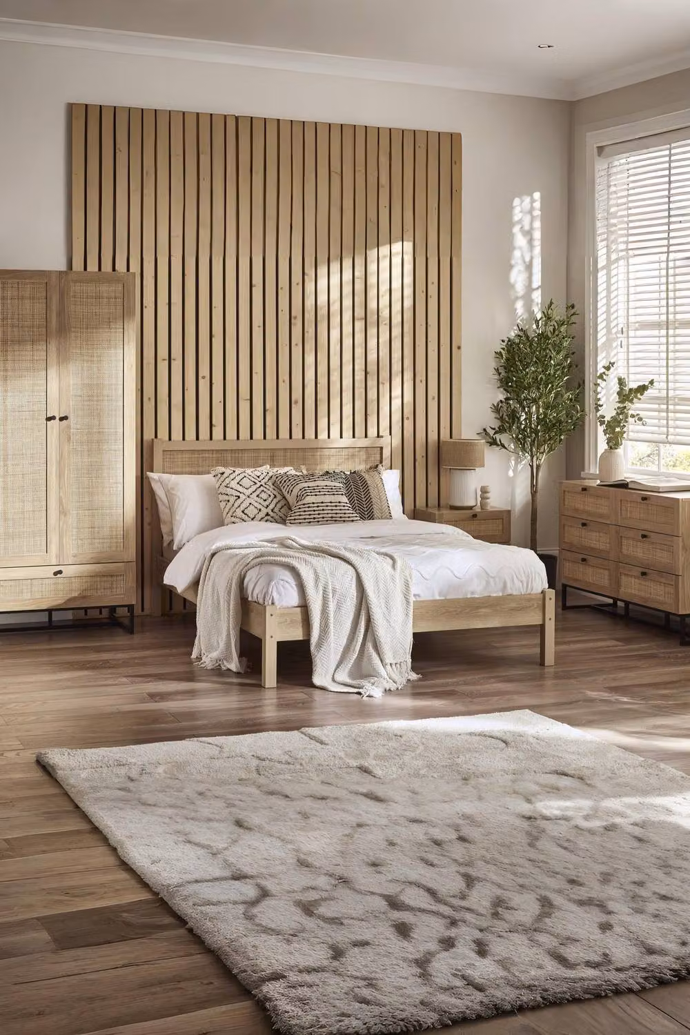 Julian Bowen Padstow Rattan Effect Double Bed Frame in Oak and Beige – 2