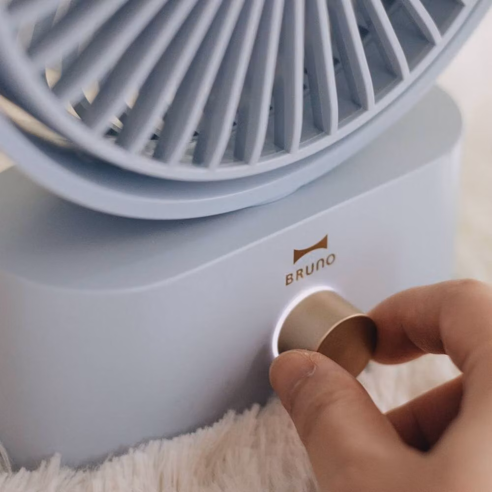 BRUNO Rechargeable Swing Table Fan with Oscillation in Grey – 2