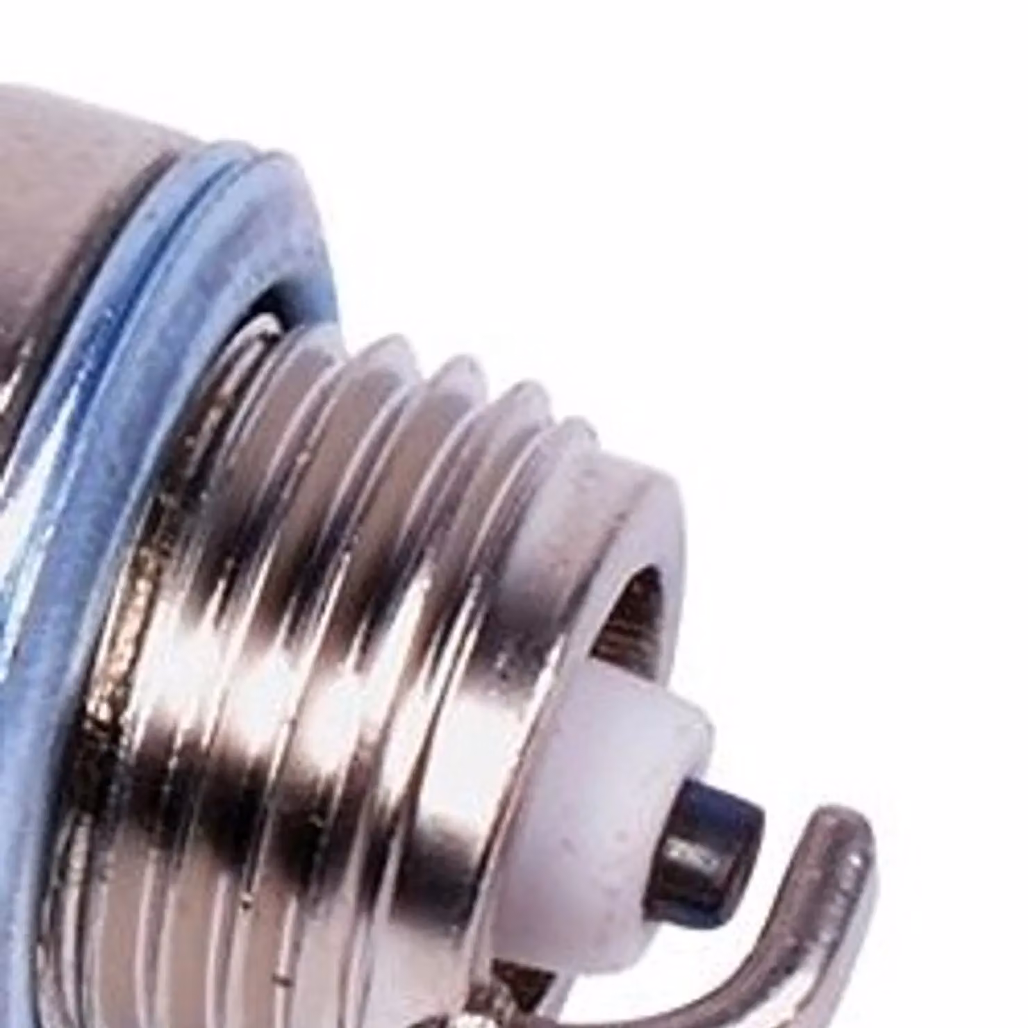 ALM Manufacturing Rcj7y Spark Plug (UK Plug) – 2