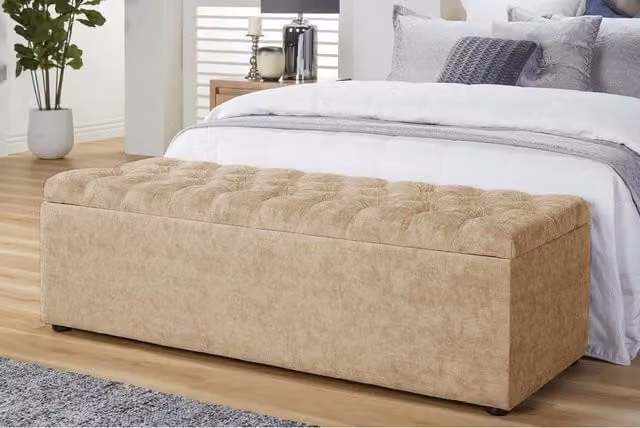 R&M Furnishers Chesterfield Upholstered Naples Ottoman Storage Box in Beige