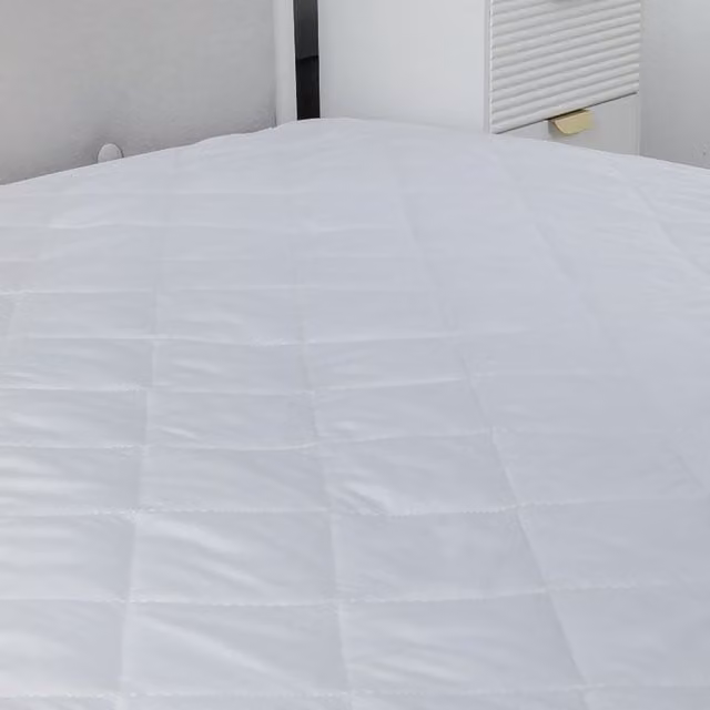 Snug City White Microfibre Quilted Mattress Protector Fitted Sheet, King Size (180 x 200 cm)