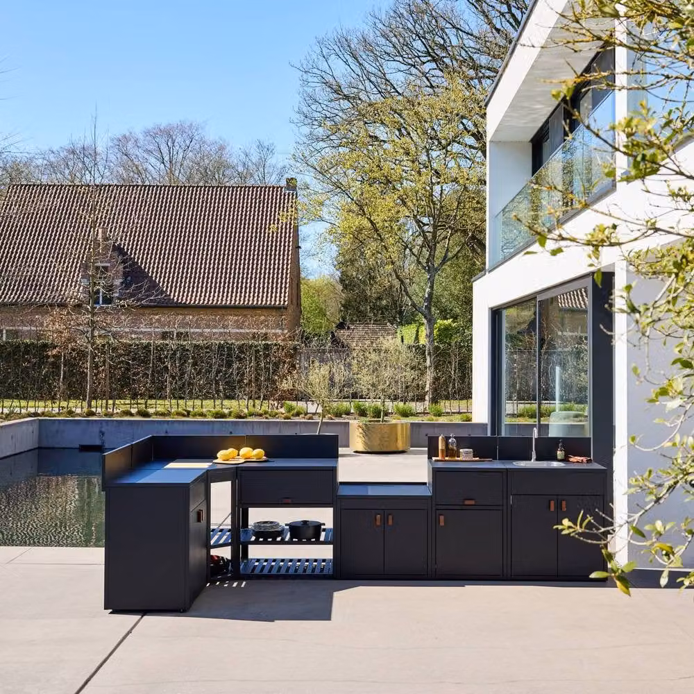 sweeek Modern Outdoor Kitchen with 6 Steel Modules in Black, W/D/H: 225 x 82.5 x 110 cm – 3