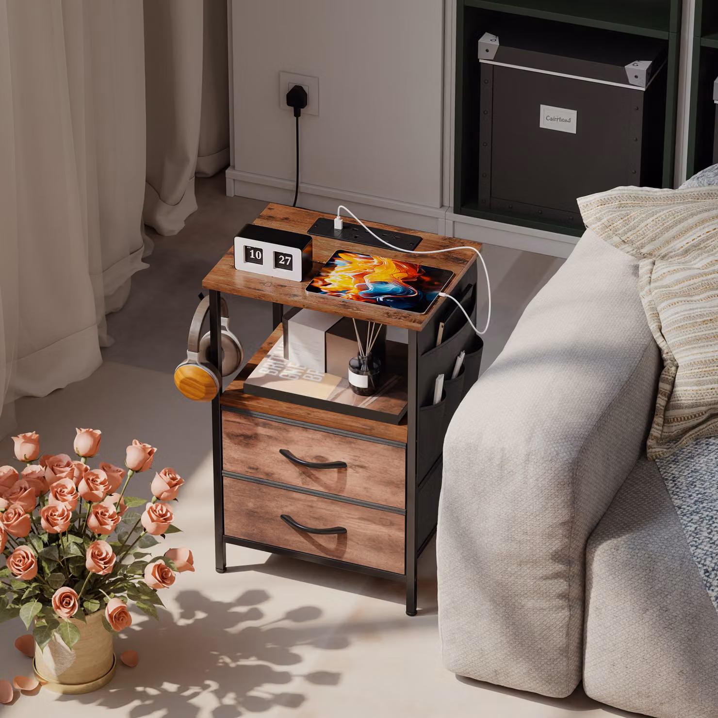 HOMCOM Industrial Bedside Table with Charging Station in Brown, W/D/H: 40 x 30 x 40 cm – 2