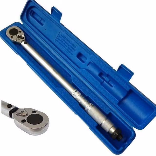 Garden Mile 1/2 inch Reversible Ratchet Torque Wrench in Silver