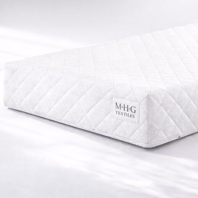 MHG Textiles Baby Cot Mattress with Waterproof Removable Zipped Cover, White, W/D/H: 140 x 70 x 15 cm
