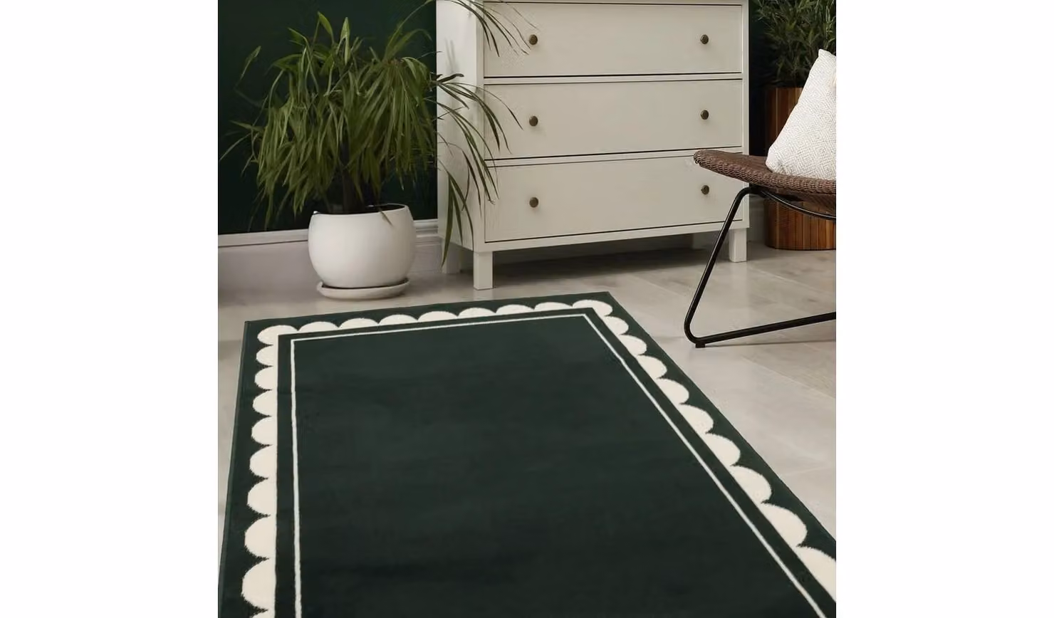 Homemaker Maestro Scallop Green Woven Polypropylene Rectangular Living Room Rug W: 170 cm, D: 120 cm