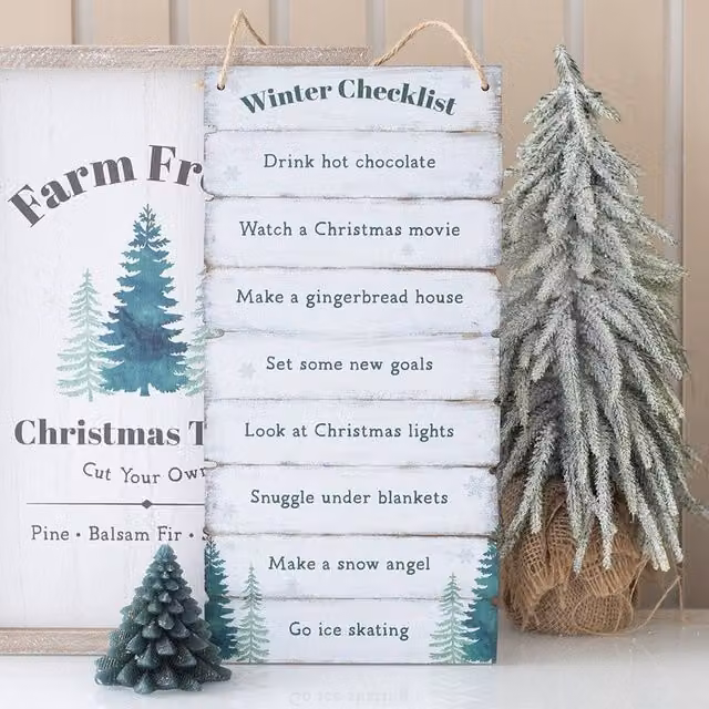 Uniqueful Winter Wonderland Checklist Hanging Sign, Multicolour and White Wood Rectangular Pendant, W/H: 15 x 15 cm – 1
